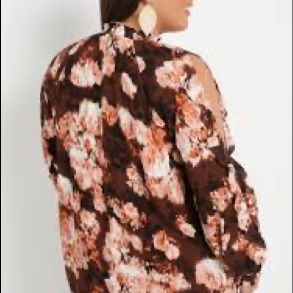 Rust Floral Ruffle Cutout Sleeve - Picture 3 of 3